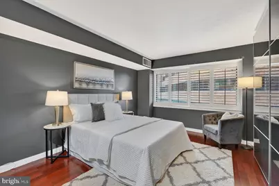 1015 33rd Street NW #409, Washington, DC 20007 - Photo 8