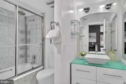 1015 33rd Street NW #409, Washington, DC 20007 - Photo 10