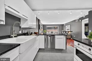 1015 33rd Street NW, Washington, DC 20007 - Photo 6