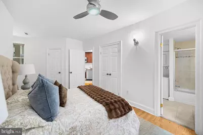 350 9th Street SE #15, Washington, DC 20003 - Photo 14