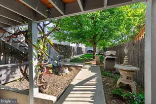 424 Allison St NW, Washington, DC 20011 - Photo 6