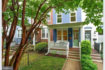 727 Kentucky Avenue SE, Washington, DC 20003 - Photo 2
