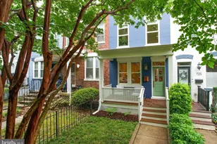 727 Kentucky Ave SE, Washington, DC 20003 - Photo 2