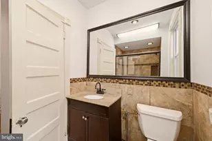 1402 Perry Pl NW, Washington, DC 20010 - Photo 18