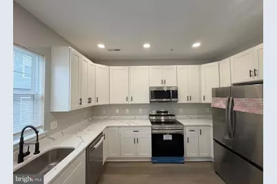 5002 Kimi Gray Court SE, Washington, DC 20019 - Photo 8