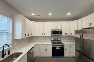 5002 Kimi Gray Ct SE, Washington, DC 20019 - Photo 8