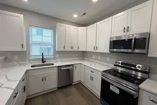 5002 Kimi Gray Ct SE, Washington, DC 20019 - Photo 10
