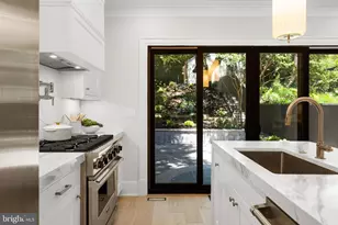 3181 Porter St NW, Washington, DC 20008 - Photo 12