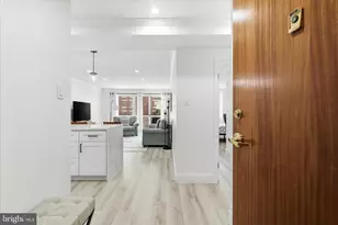 730 24th St NW, Washington, DC 20037 - Photo 2