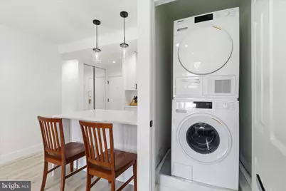 730 24th Street NW #309, Washington, DC 20037 - Photo 12