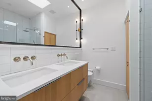 1324 35th St NW, Washington, DC 20007 - Photo 18