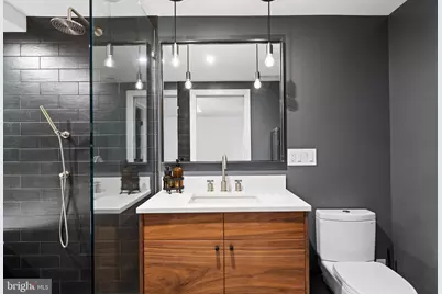 1324 35th Street NW, Washington, DC 20007 - Photo 26