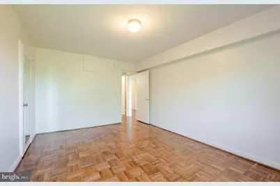 3901 Tunlaw Road NW #705, Washington, DC 20007 - Photo 10