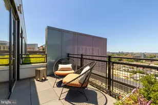 37 L St SE, Washington, DC 20003 - Photo 36