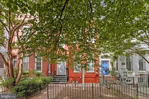 822 5th St NE, Washington, DC 20002 - Photo 2