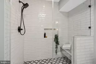 822 5th St NE, Washington, DC 20002 - Photo 30