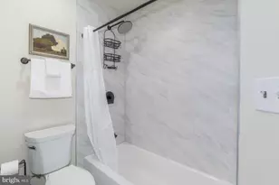 815 G St SW, Washington, DC 20024 - Photo 16