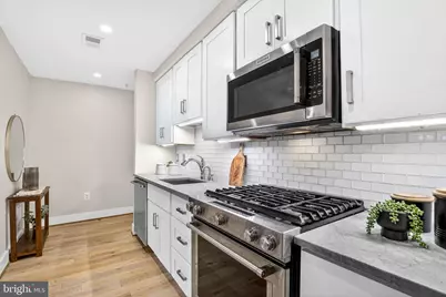 1516 K Street SE #2C, Washington, DC 20003 - Photo 6