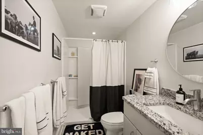 332 11th Street SE, Washington, DC 20003 - Photo 32