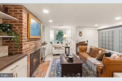 332 11th Street SE, Washington, DC 20003 - Photo 24