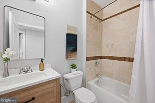 1654 Euclid St NW, Washington, DC 20009 - Photo 14