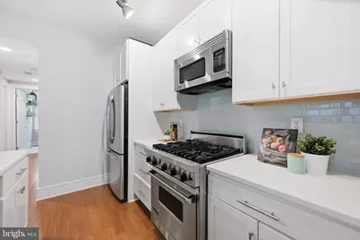 1654 Euclid Street NW #104, Washington, DC 20009 - Photo 4