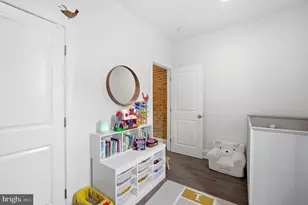 35 T St NW, Washington, DC 20001 - Photo 32