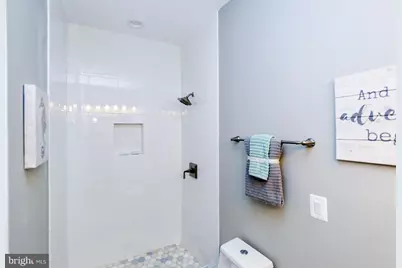 35 T Street NW, Washington, DC 20001 - Photo 56
