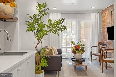 1062 Thomas Jefferson Street NW, Washington, DC 20007 - Photo 14