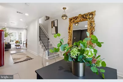 1062 Thomas Jefferson Street NW, Washington, DC 20007 - Photo 8