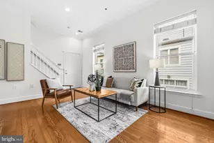 1913 Kalorama Pl NW, Washington, DC 20009 - Photo 2