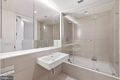 925 H Street NW #404, Washington, DC 20001 - Photo 18