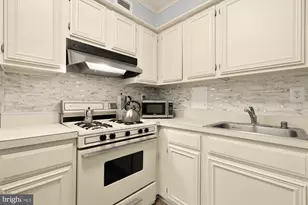 430 M St SW, Washington, DC 20024 - Photo 10