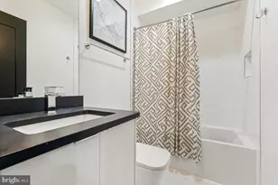 558 Harvard St NW, Washington, DC 20001 - Photo 40
