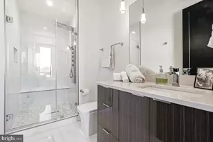 558 Harvard St NW, Washington, DC 20001 - Photo 28