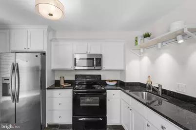 914 15th Street SE, Washington, DC 20003 - Photo 14