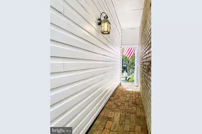 914 15th Street SE, Washington, DC 20003 - Photo 36