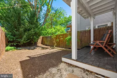 914 15th Street SE, Washington, DC 20003 - Photo 16