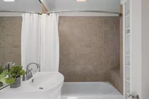 914 15th St SE, Washington, DC 20003 - Photo 24