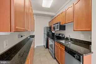 1613 Harvard Street NW, Washington, DC 20009 - Photo 6