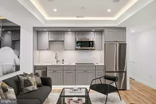 1716 Swann St NW, Washington, DC 20009 - Photo 38