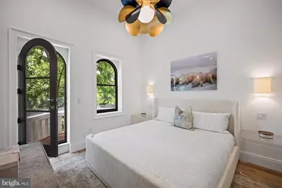 1716 Swann Street NW, Washington, DC 20009 - Photo 28