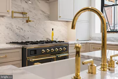1716 Swann Street NW, Washington, DC 20009 - Photo 8
