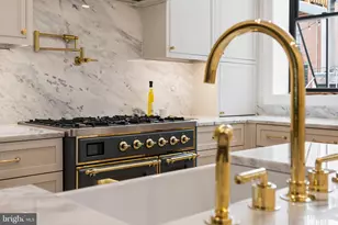 1716 Swann St NW, Washington, DC 20009 - Photo 8