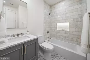 1716 Swann St NW, Washington, DC 20009 - Photo 34