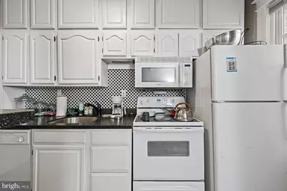 414 Seward Square SE #104, Washington, DC 20003 - Photo 16