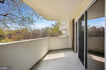 700 7th Street SW #211, Washington, DC 20024 - Photo 8