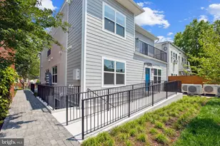 2236 40th St NW, Washington, DC 20007 - Photo 22