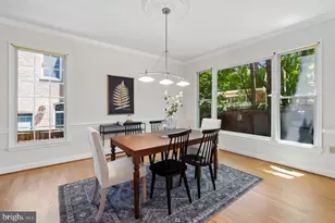 5105 Warren Pl NW, Washington, DC 20016 - Photo 6
