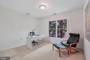 5105 Warren Pl NW, Washington, DC 20016 - Photo 24